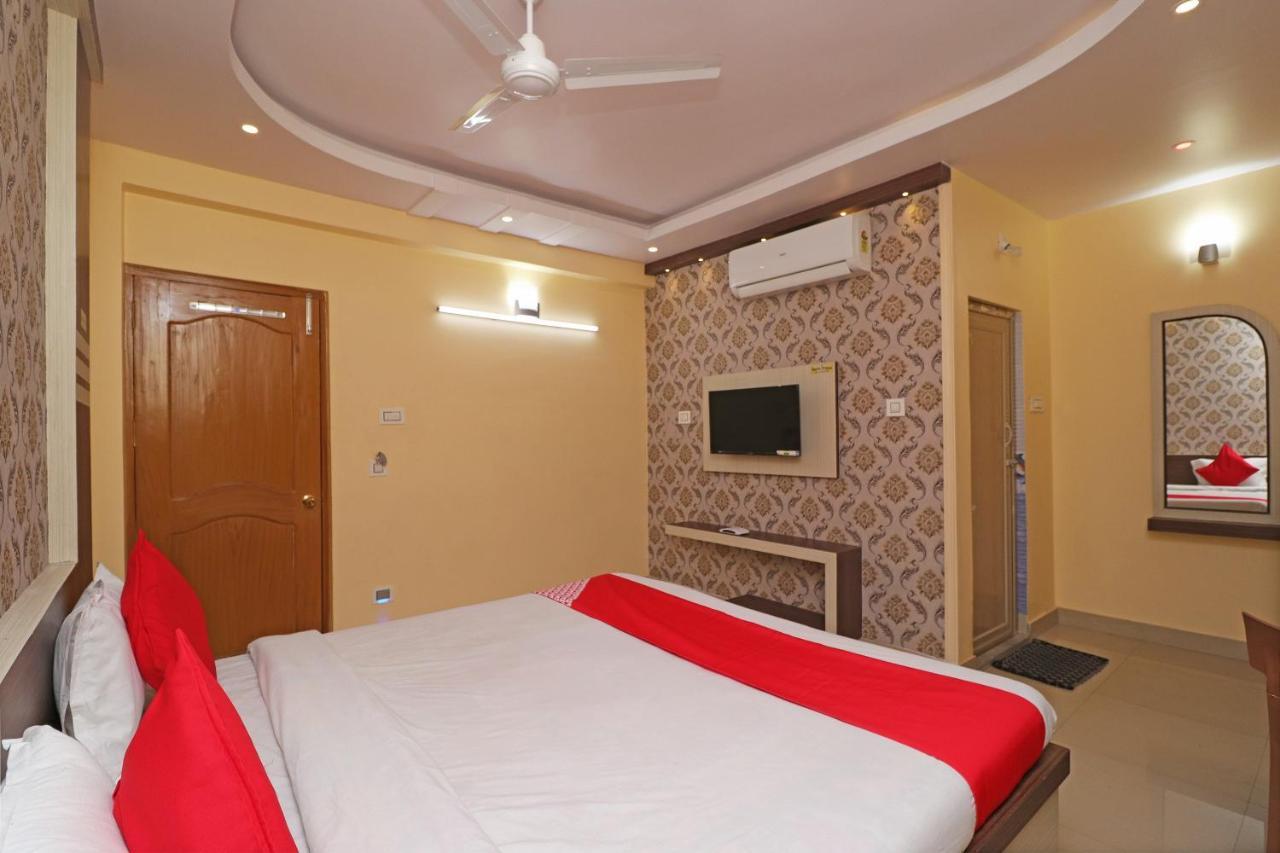 Oyo 30341 Hotel Nilachal Krishnanagar Bagian luar foto